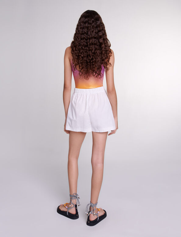 Patterned shorts : High Summer x Jiayi Li color White